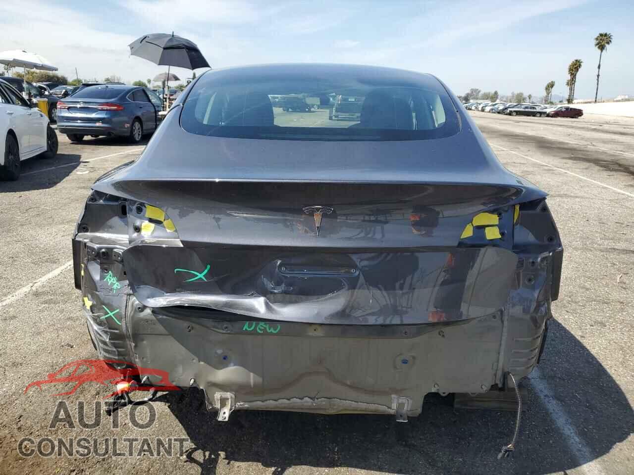 TESLA MODEL 3 2022 - 5YJ3E1EA5NF203786
