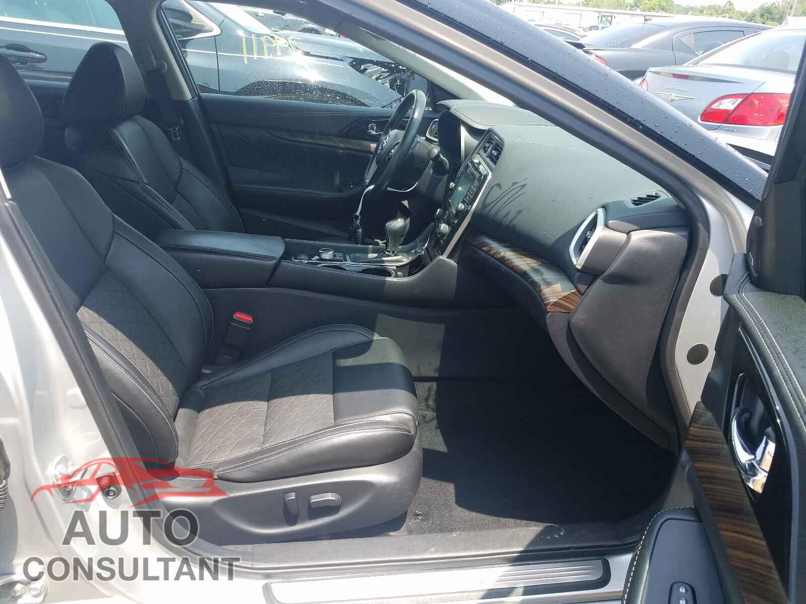 NISSAN MAXIMA 2017 - 1N4AA6AP7HC421679