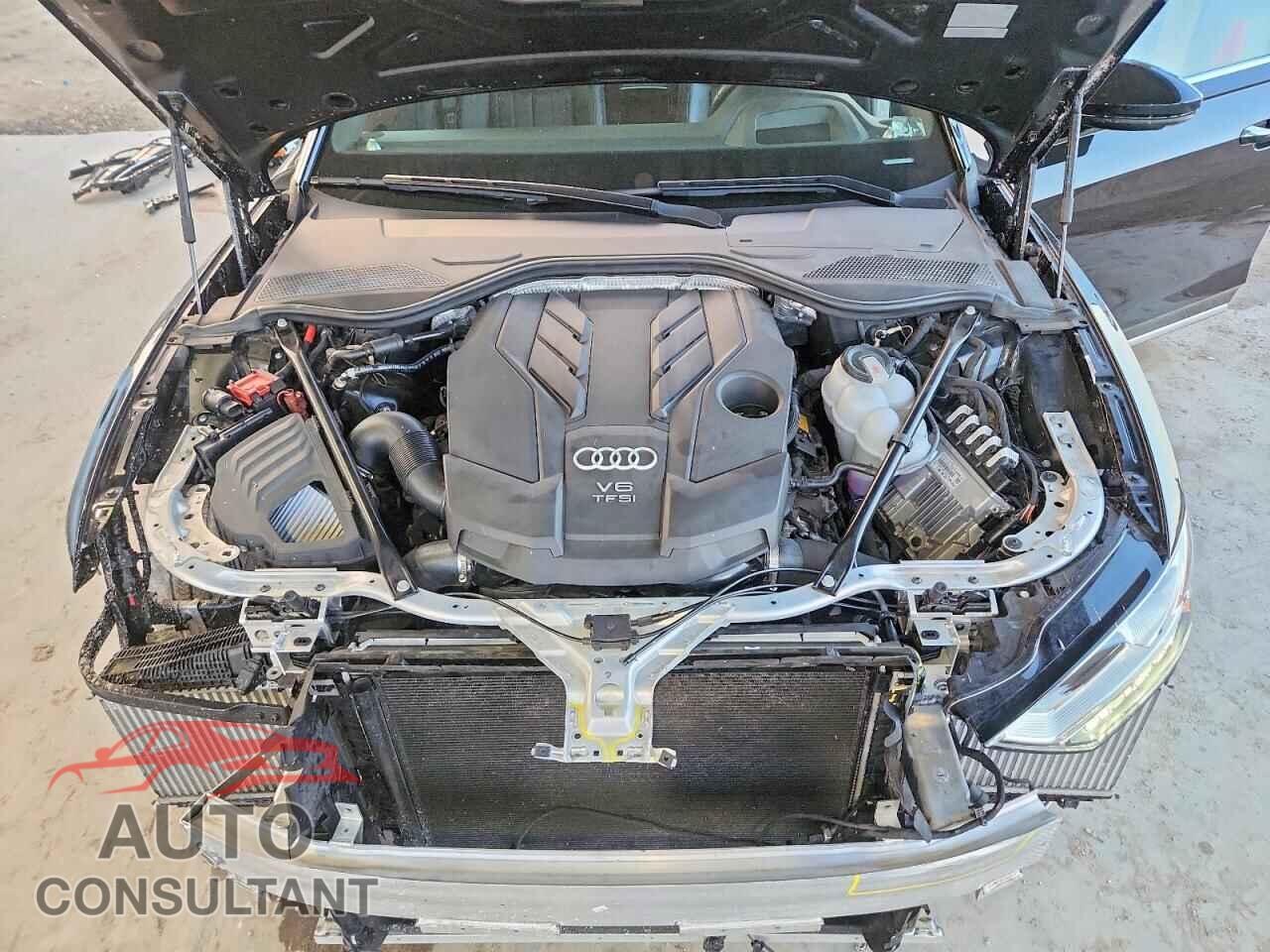 AUDI A8 2019 - WAU8DBF84KN013921