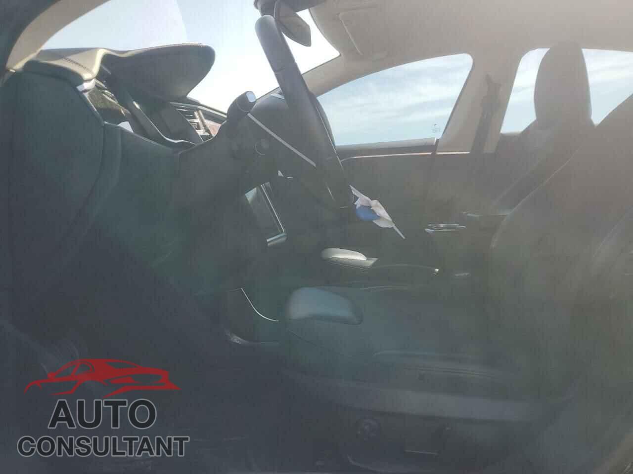 TESLA MODEL S 2016 - 5YJSA1E29GF120736