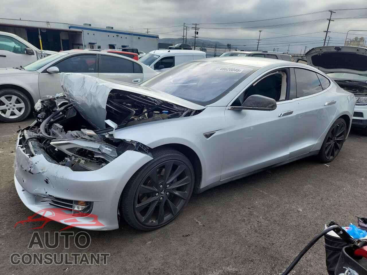 TESLA MODEL S 2015 - 5YJSA1E12FF120003