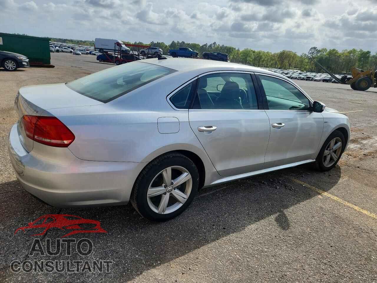 VOLKSWAGEN PASSAT 2015 - 1VWAS7A36FC095331