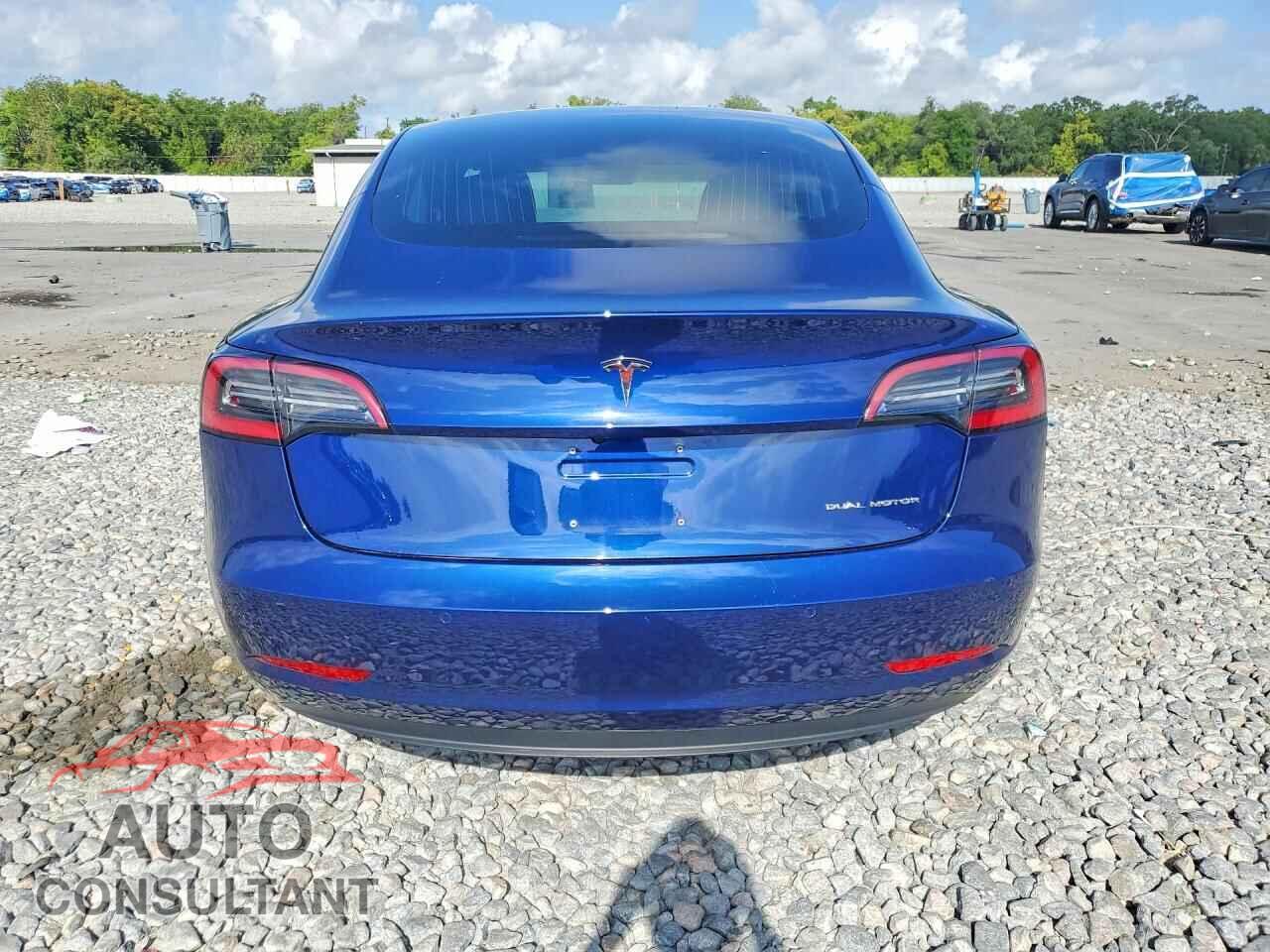 TESLA MODEL 3 2018 - 5YJ3E1EB6JF064612