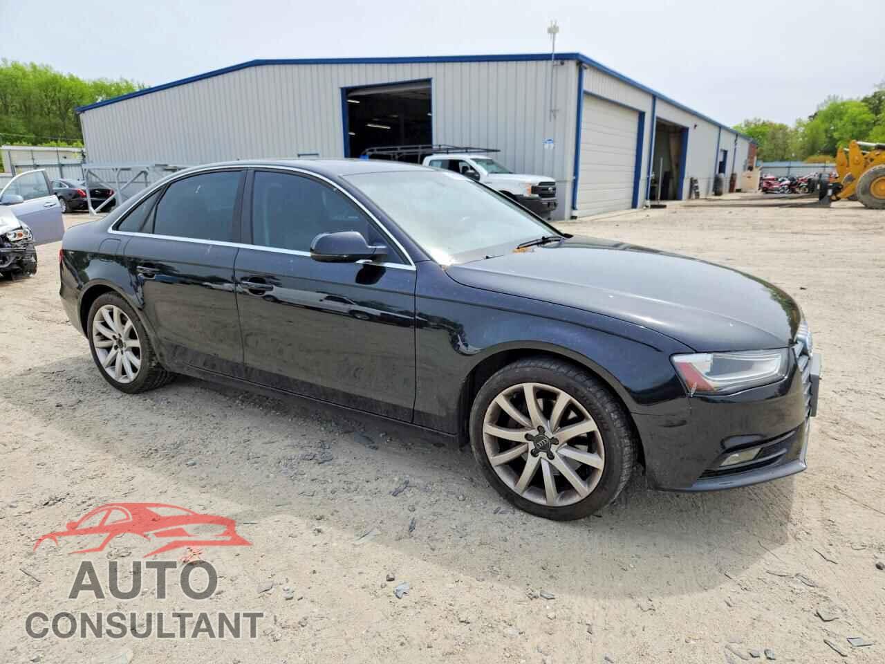 AUDI A4 2013 - WAUEFAFL5DN037790