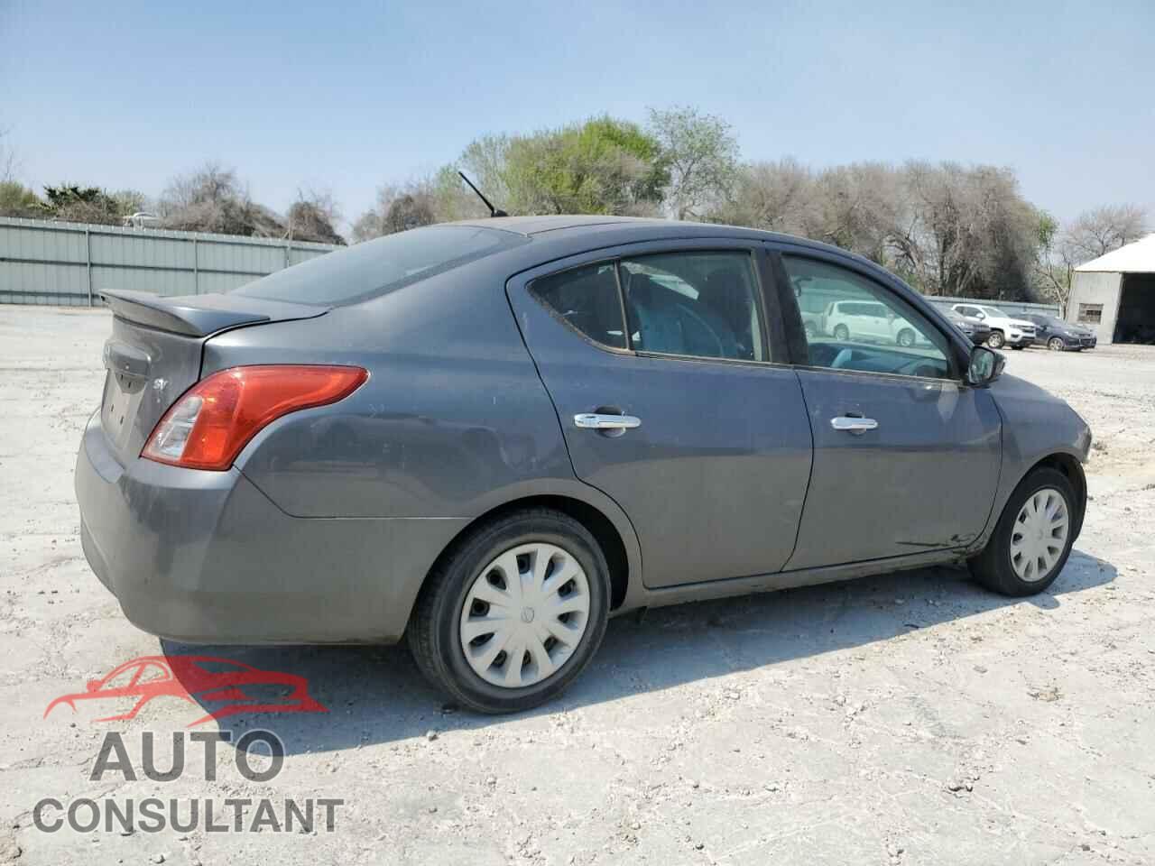 NISSAN VERSA 2017 - 3N1CN7AP1HL861546