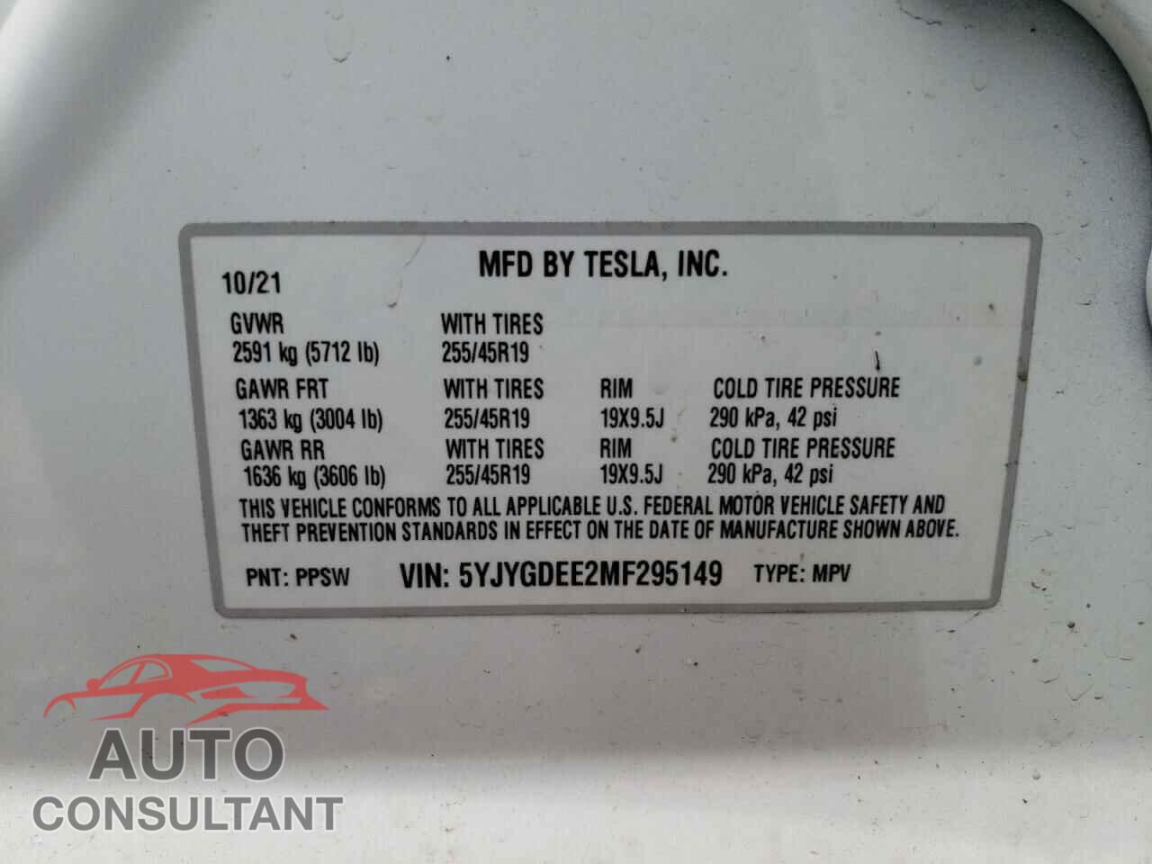 TESLA MODEL Y 2021 - 5YJYGDEE2MF295149