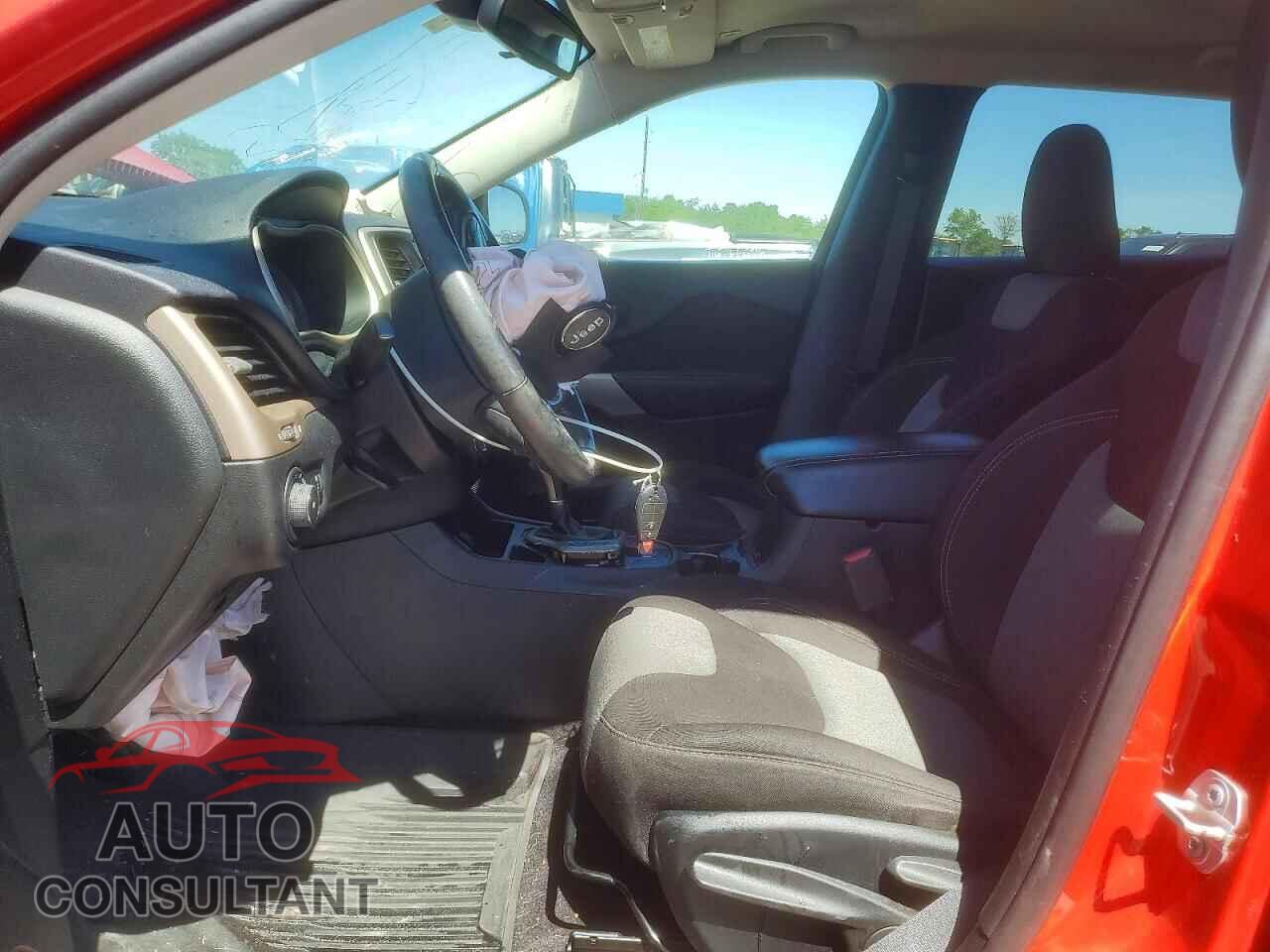 JEEP CHEROKEE 2018 - 1C4PJLCB6JD620985