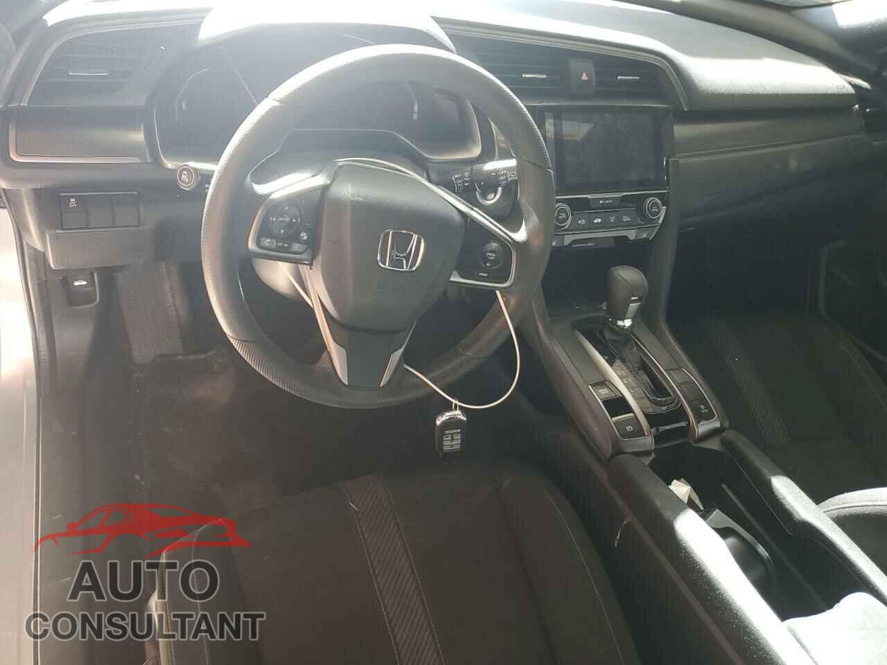 HONDA CIVIC 2018 - SHHFK7H57JU235607