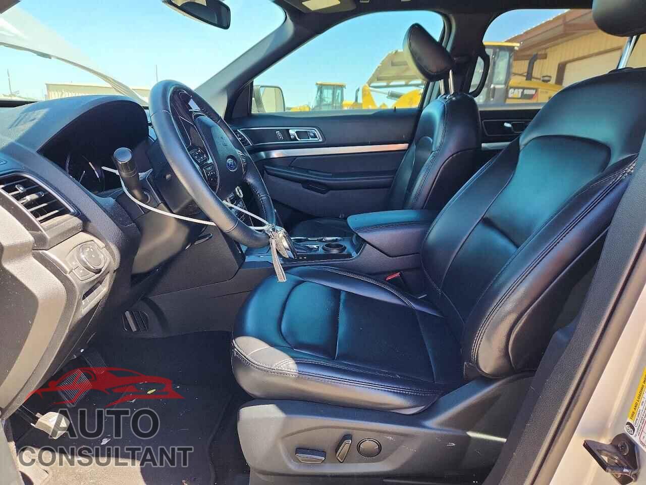 FORD EXPLORER 2019 - 1FM5K7D82KGB38265