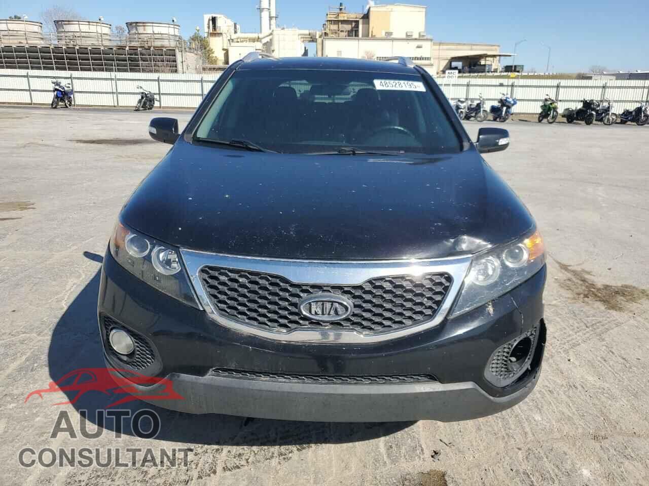 KIA SORENTO 2011 - 5XYKU4A20BG030875