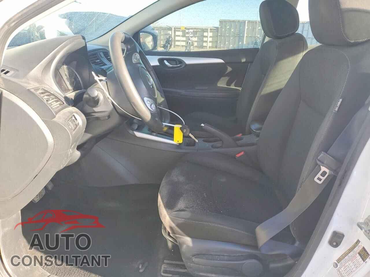 NISSAN SENTRA 2019 - 3N1AB7AP5KY235573