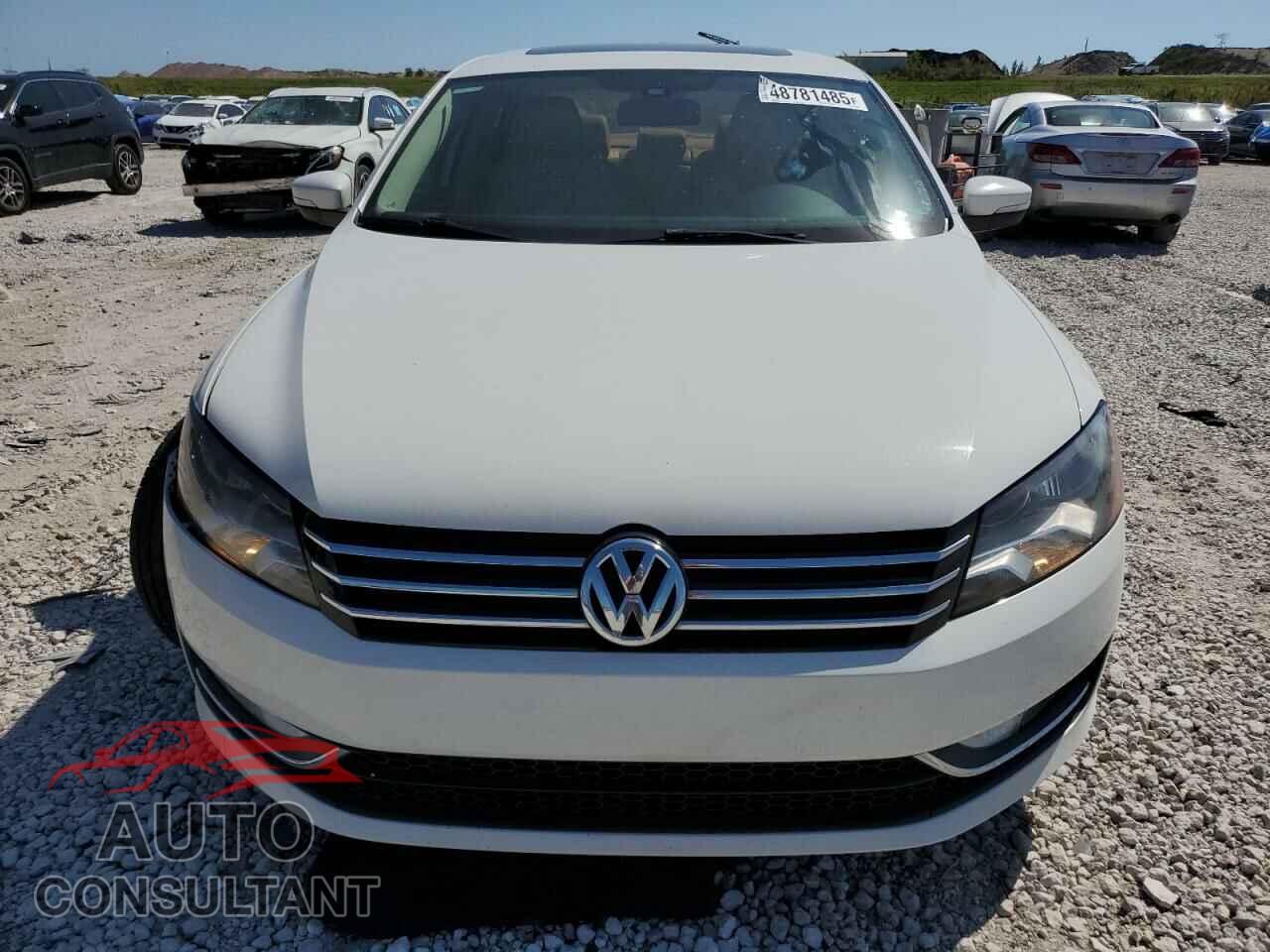VOLKSWAGEN PASSAT 2015 - 1VWBS7A32FC074433