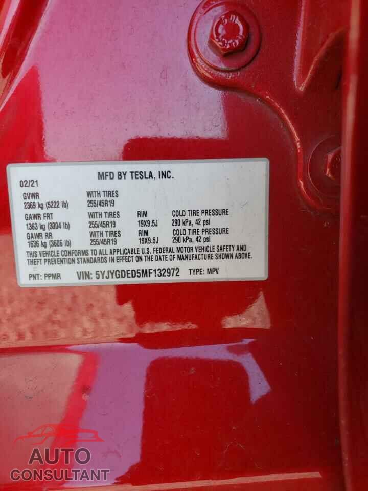 TESLA MODEL Y 2021 - 5YJYGDED5MF132972
