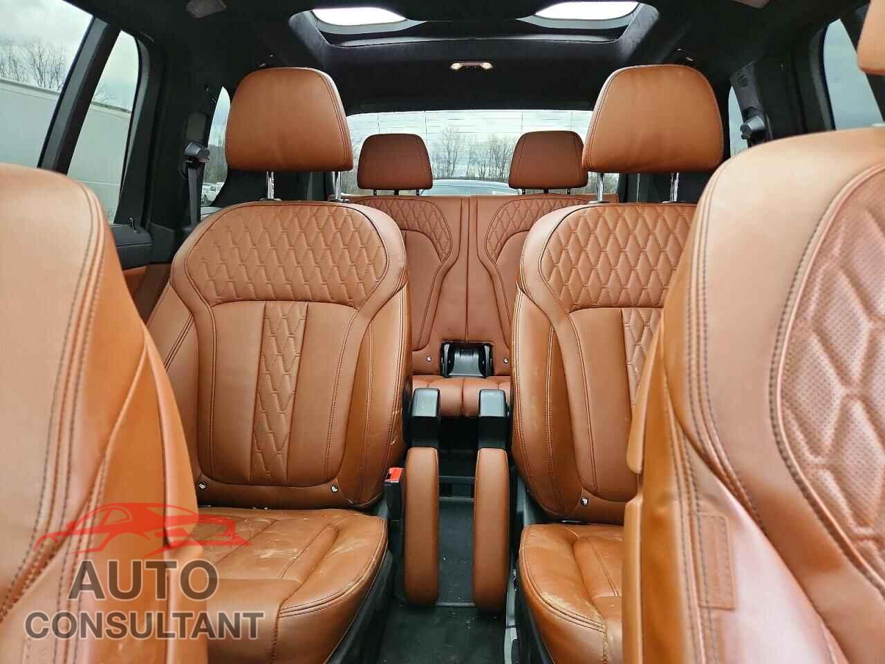 BMW X7 2024 - 5UX33EM08R9U31933