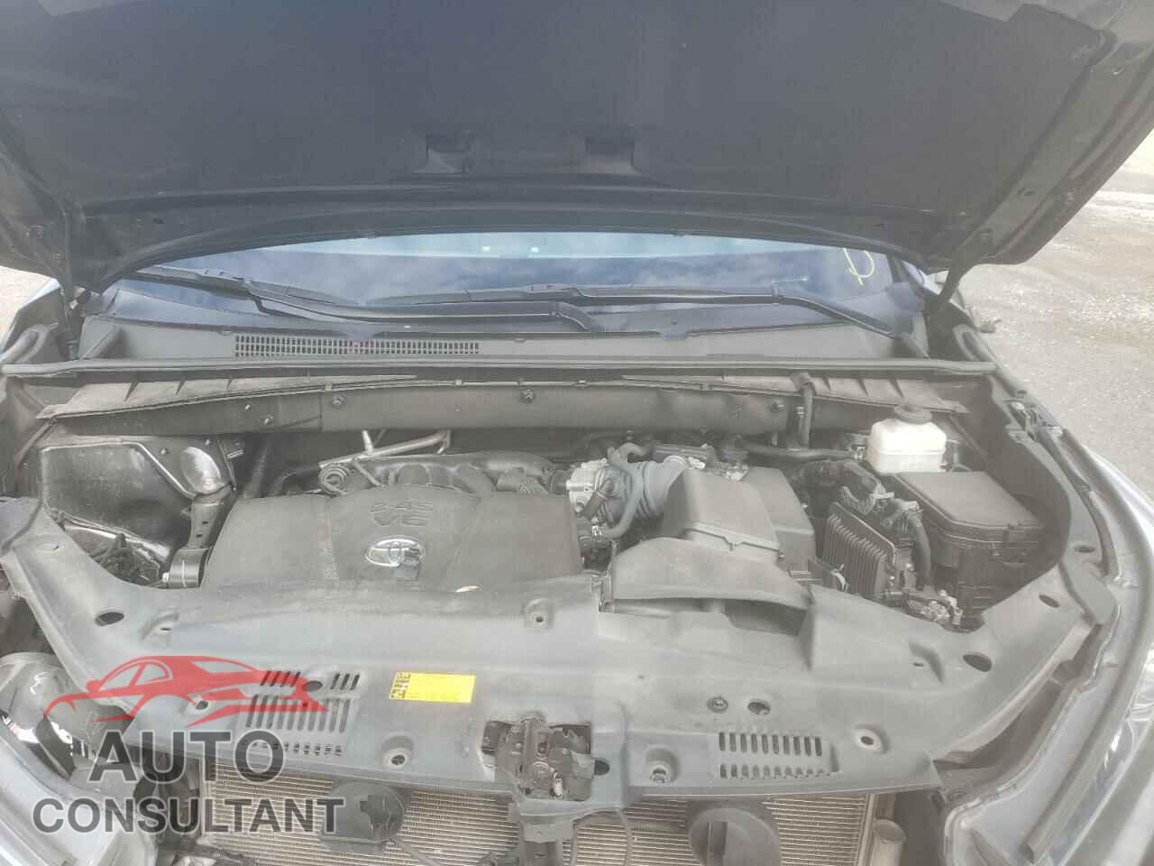 TOYOTA HIGHLANDER 2018 - 5TDDZRFH2JS908425