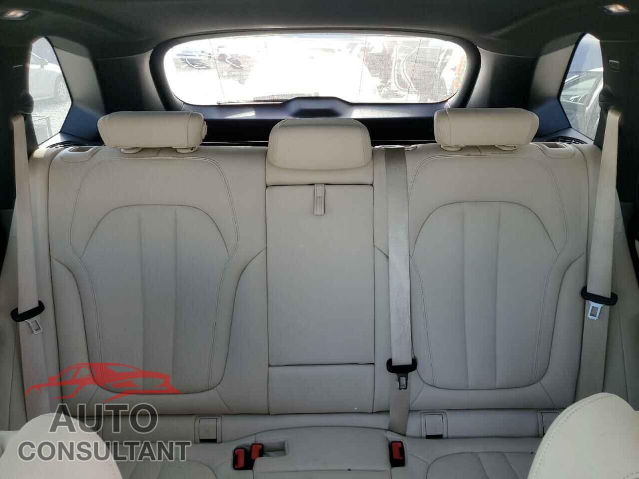 BMW X5 2020 - 5UXCR6C04L9B84393