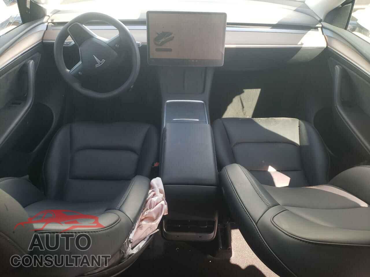 TESLA MODEL Y 2023 - 7SAYGAEE0PF793582