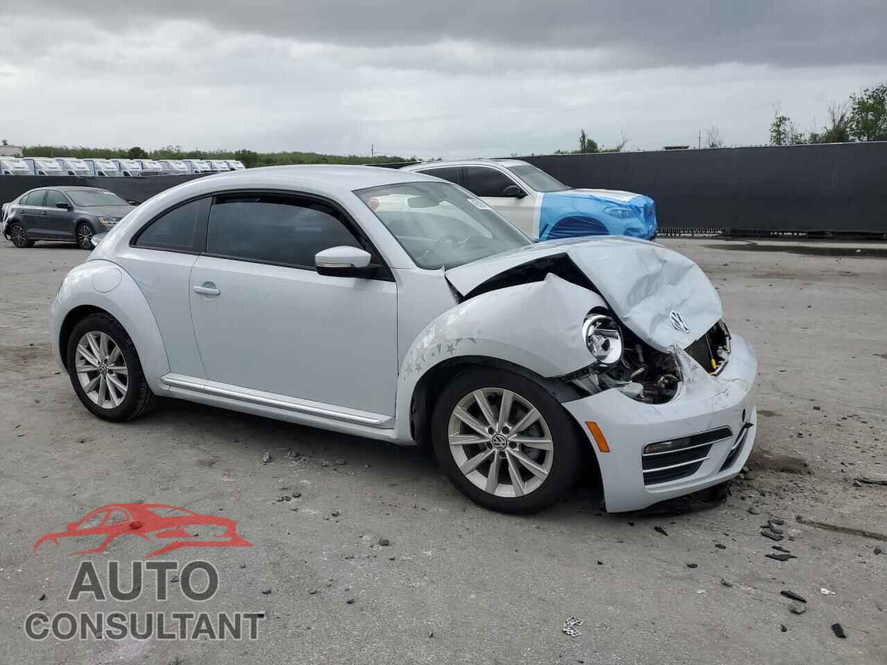 VOLKSWAGEN BEETLE 2017 - 3VWJ17AT6HM612907