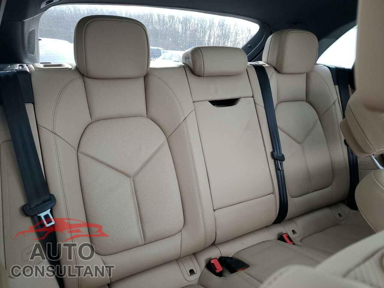PORSCHE MACAN 2021 - WP1AA2A58MLB11857