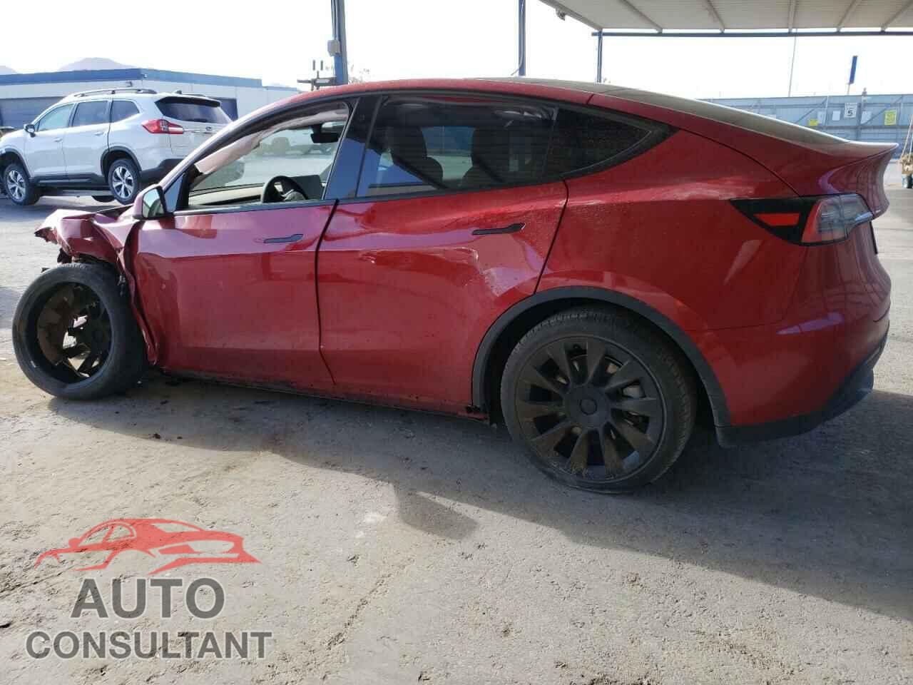 TESLA MODEL Y 2021 - 5YJYGAEE2MF115277