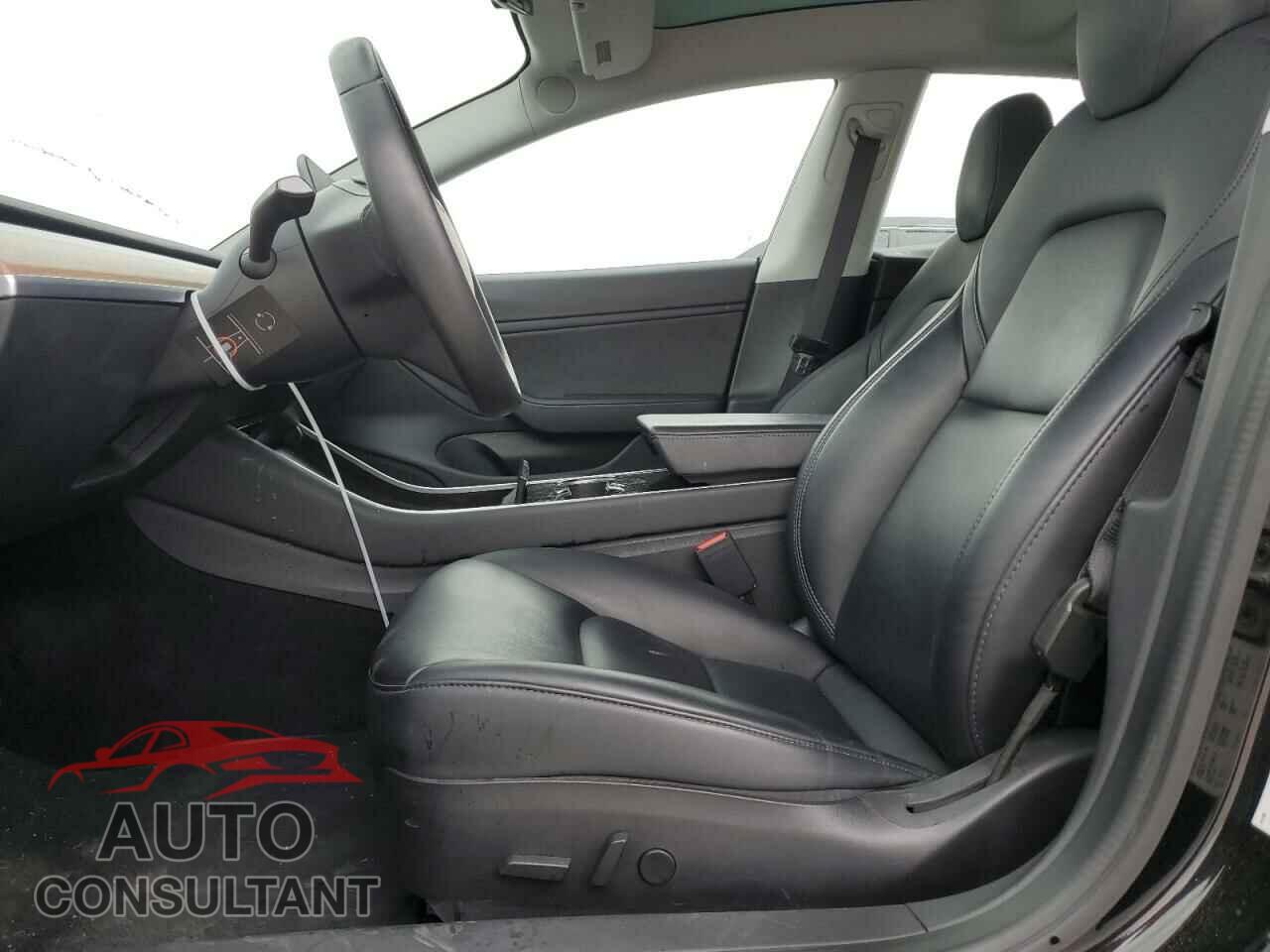 TESLA MODEL 3 2020 - 5YJ3E1EC5LF646745