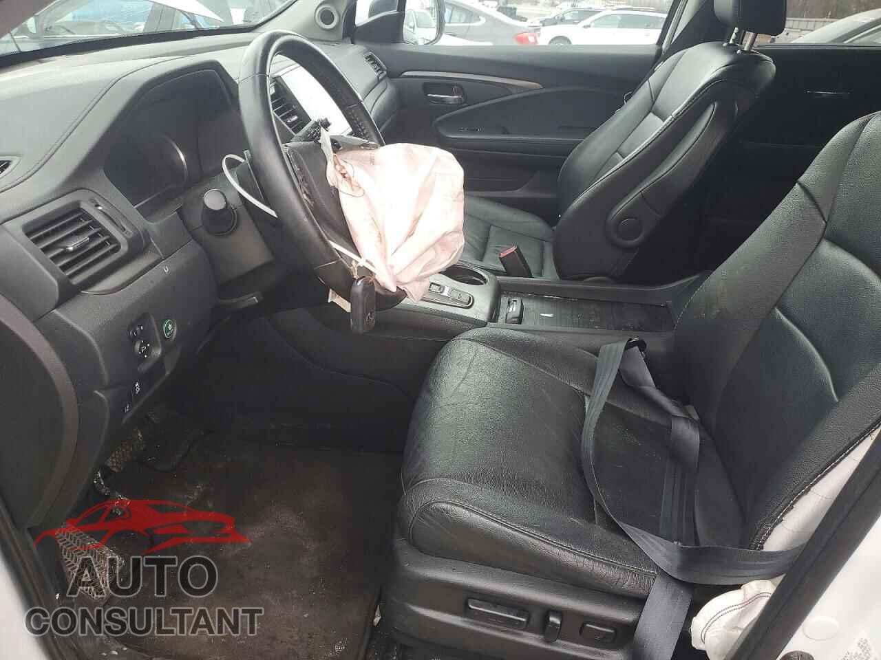 HONDA PILOT 2021 - 5FNYF6H28MB095800