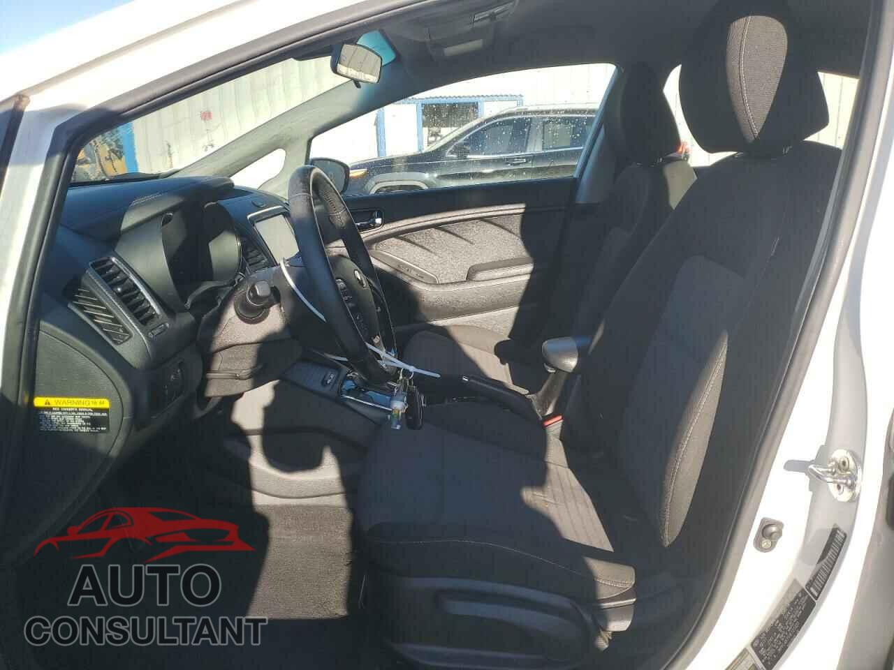 KIA FORTE 2017 - 3KPFL4A75HE121033