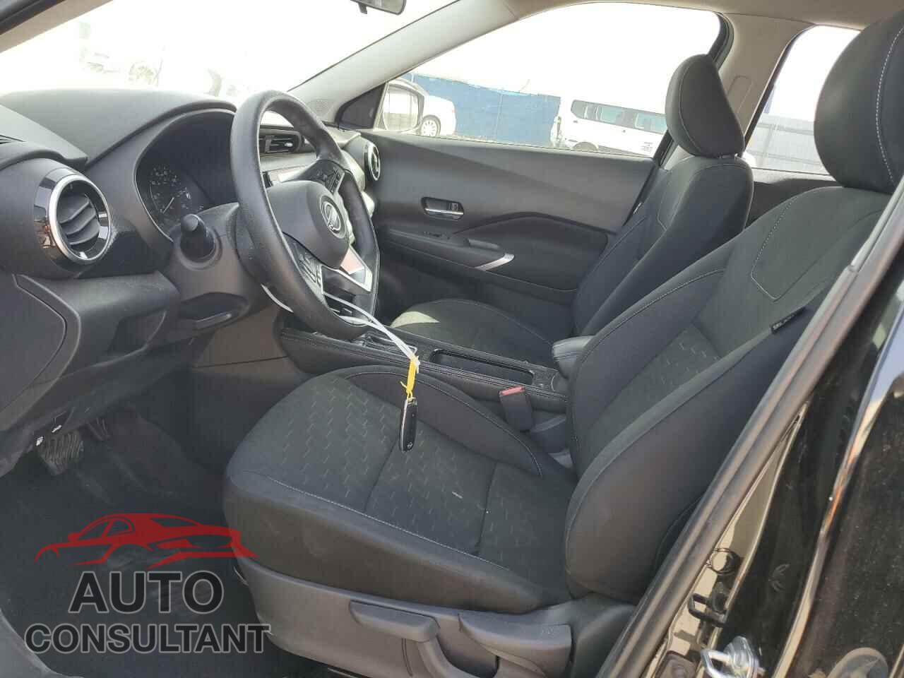 NISSAN KICKS 2023 - 3N1CP5CV5PL558682