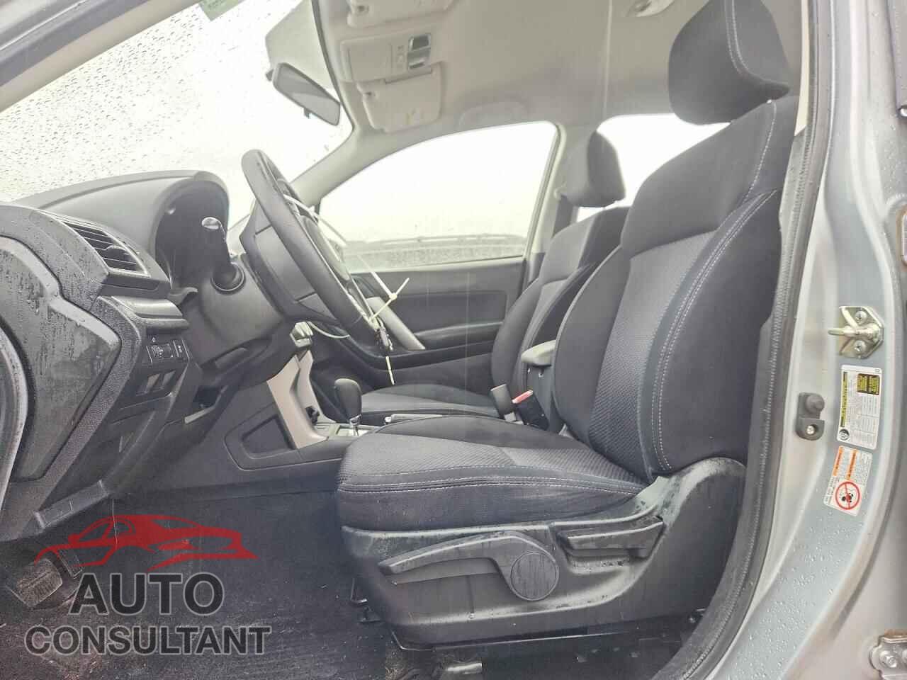SUBARU FORESTER 2018 - JF2SJABC8JH442001