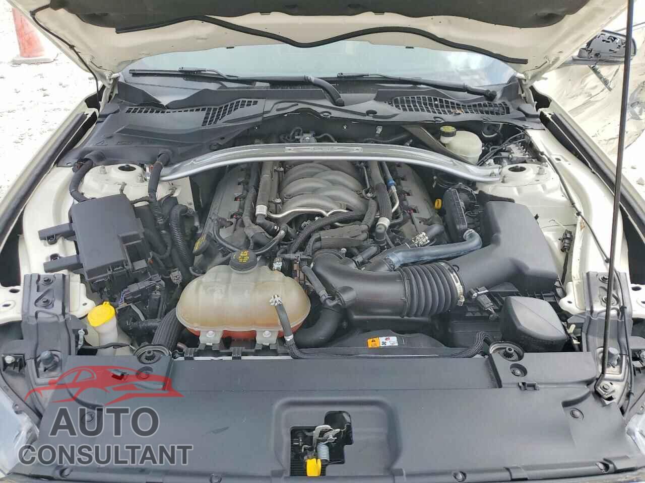 FORD MUSTANG 2015 - 1FA6P8RF1F5501766
