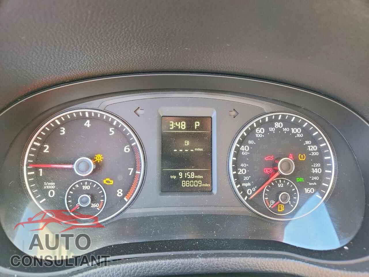 VOLKSWAGEN PASSAT 2015 - 1VWAT7A32FC089068