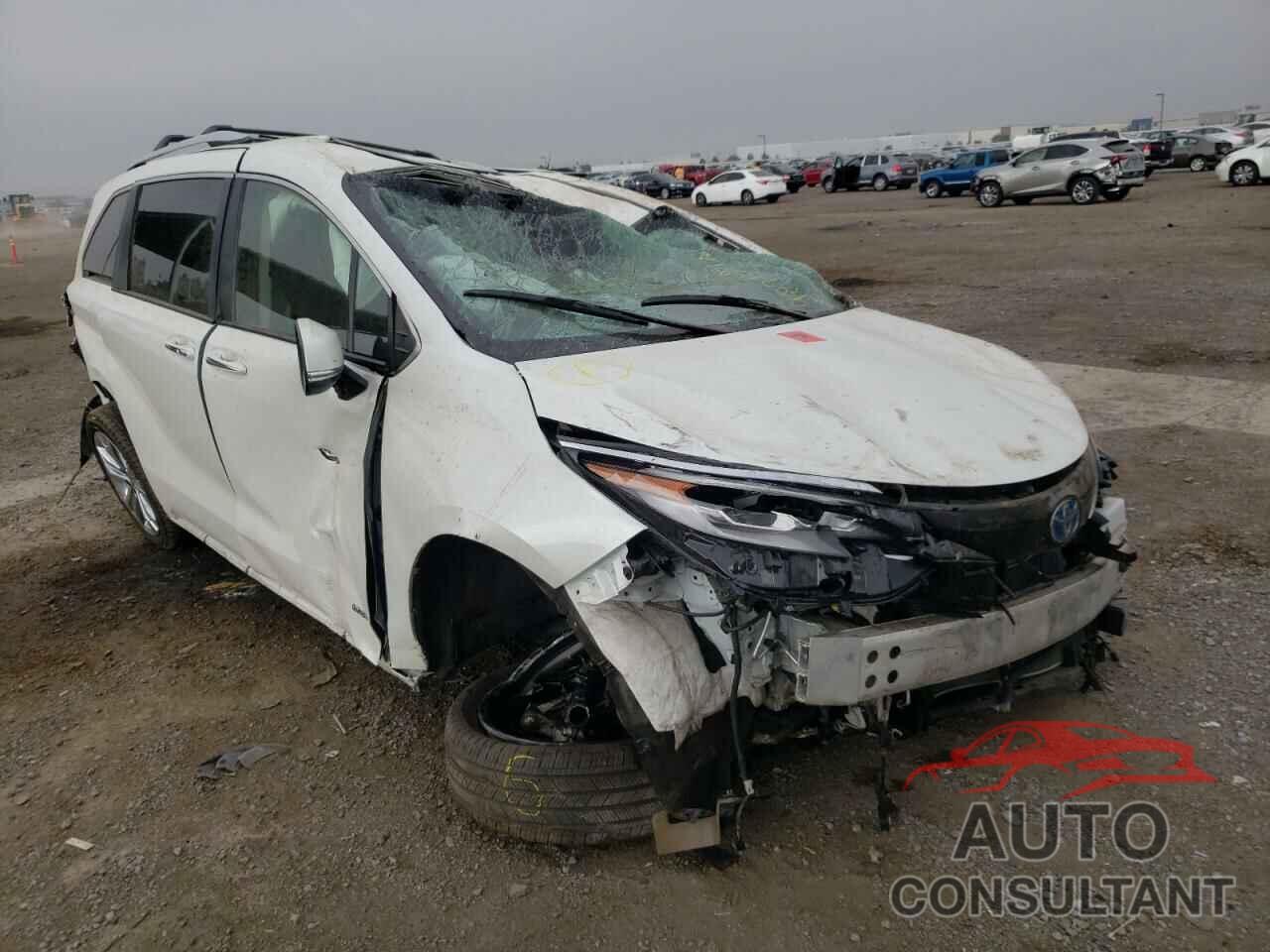 TOYOTA SIENNA 2021 - 5TDERKECXMS055214