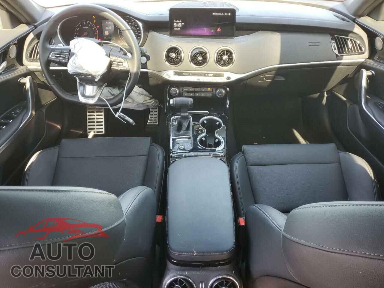KIA STINGER 2023 - KNAE35LDXP6136262