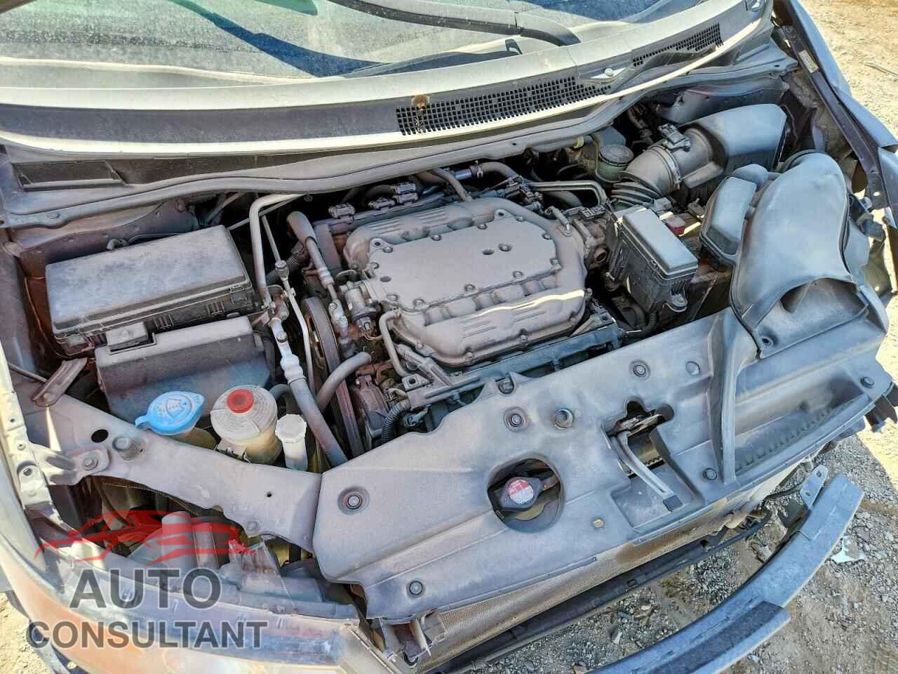 HONDA ODYSSEY 2015 - 5FNRL5H41FB070636