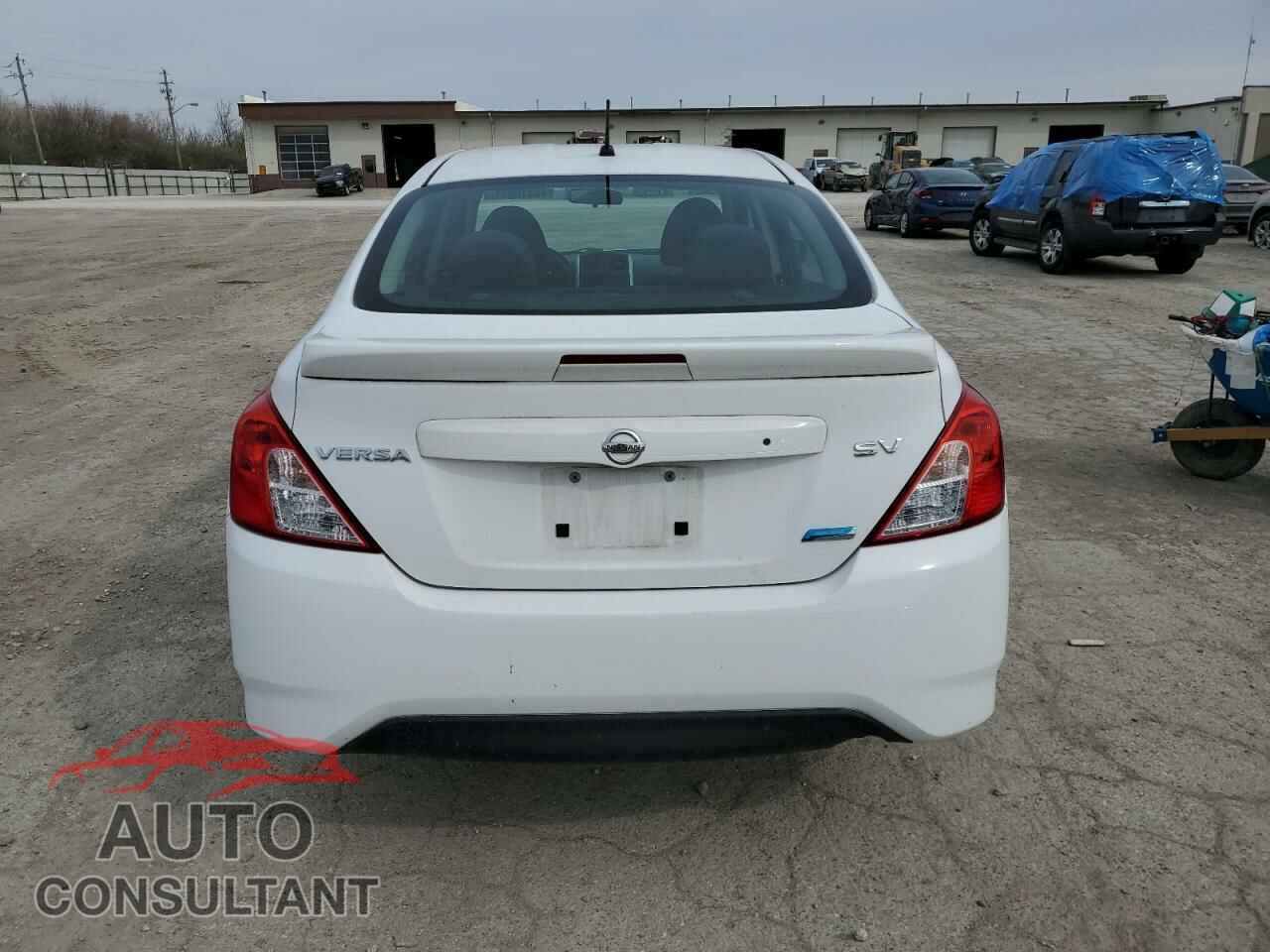 NISSAN VERSA 2016 - 3N1CN7AP9GL885382