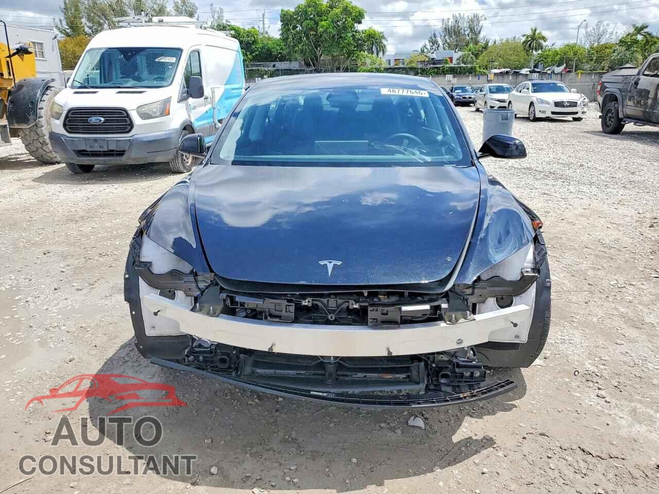 TESLA MODEL 3 2025 - 5YJ3E1EA2SF022124