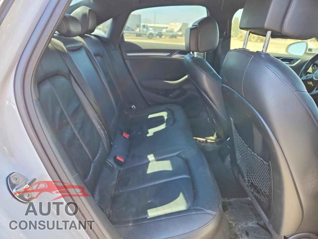 AUDI A3 2019 - WAUAUGFF0KA076132