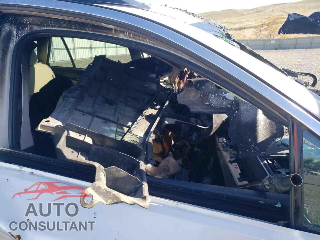 SUBARU OUTBACK 2015 - 4S4BSENC8F3272804
