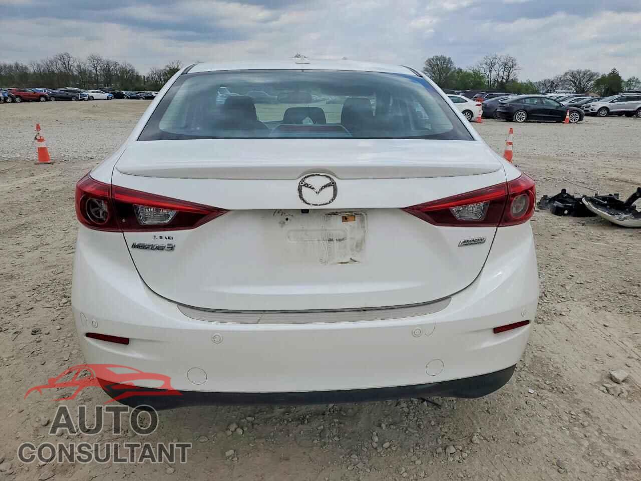 MAZDA 3 2016 - JM1BM1X31G1294404