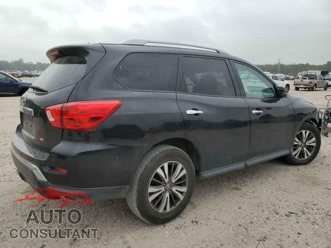 NISSAN PATHFINDER 2017 - 5N1DR2MN7HC671017