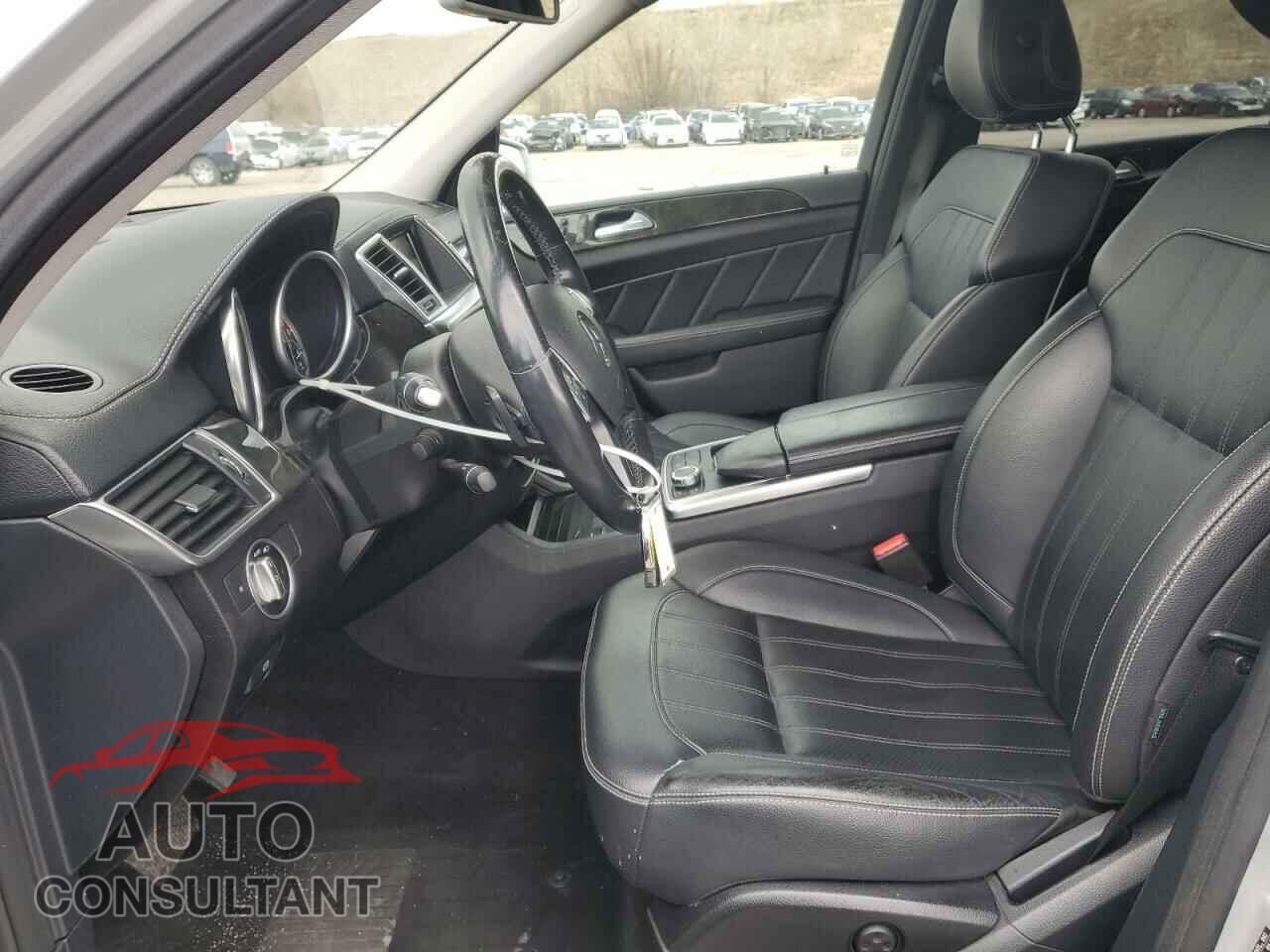 MERCEDES-BENZ GL-CLASS 2016 - 4JGDF6EE4GA620020