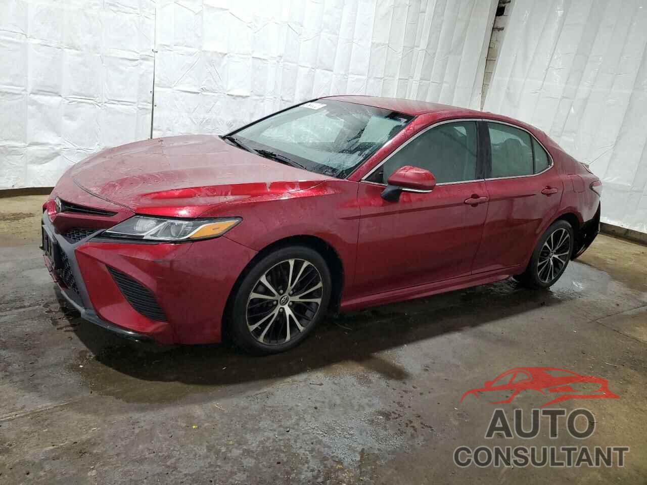 TOYOTA CAMRY 2018 - 4T1B11HK1JU636434
