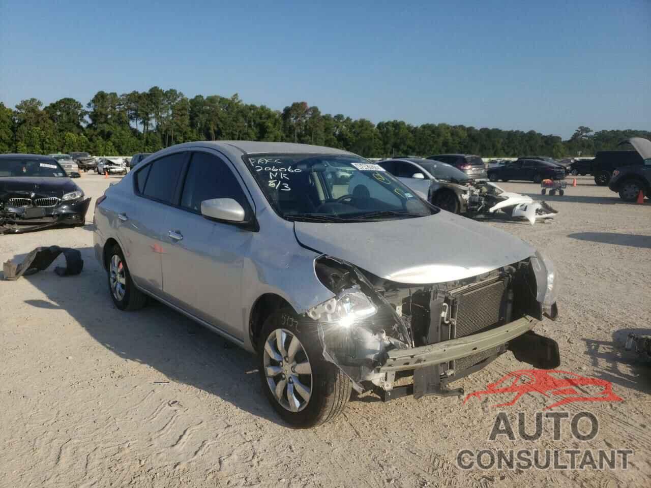 NISSAN VERSA 2018 - 3N1CN7AP0JL885164