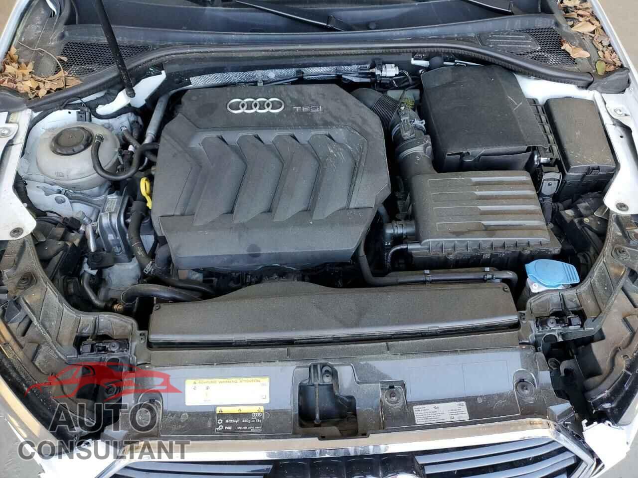 AUDI A3 2018 - WAUAUGFF9J1049980