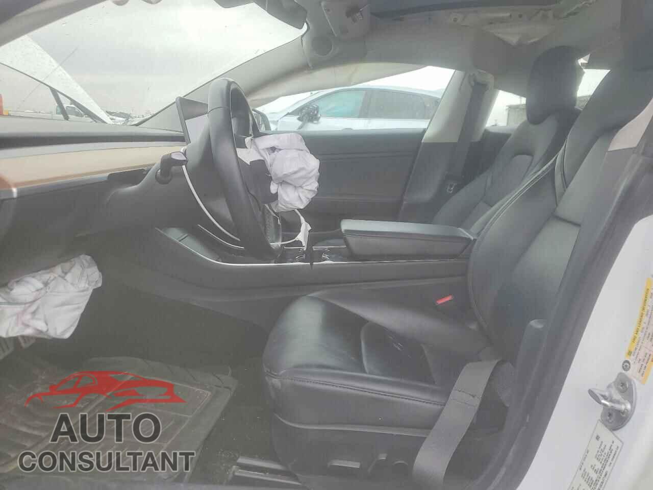 TESLA MODEL 3 2020 - 5YJ3E1ECXLF719401