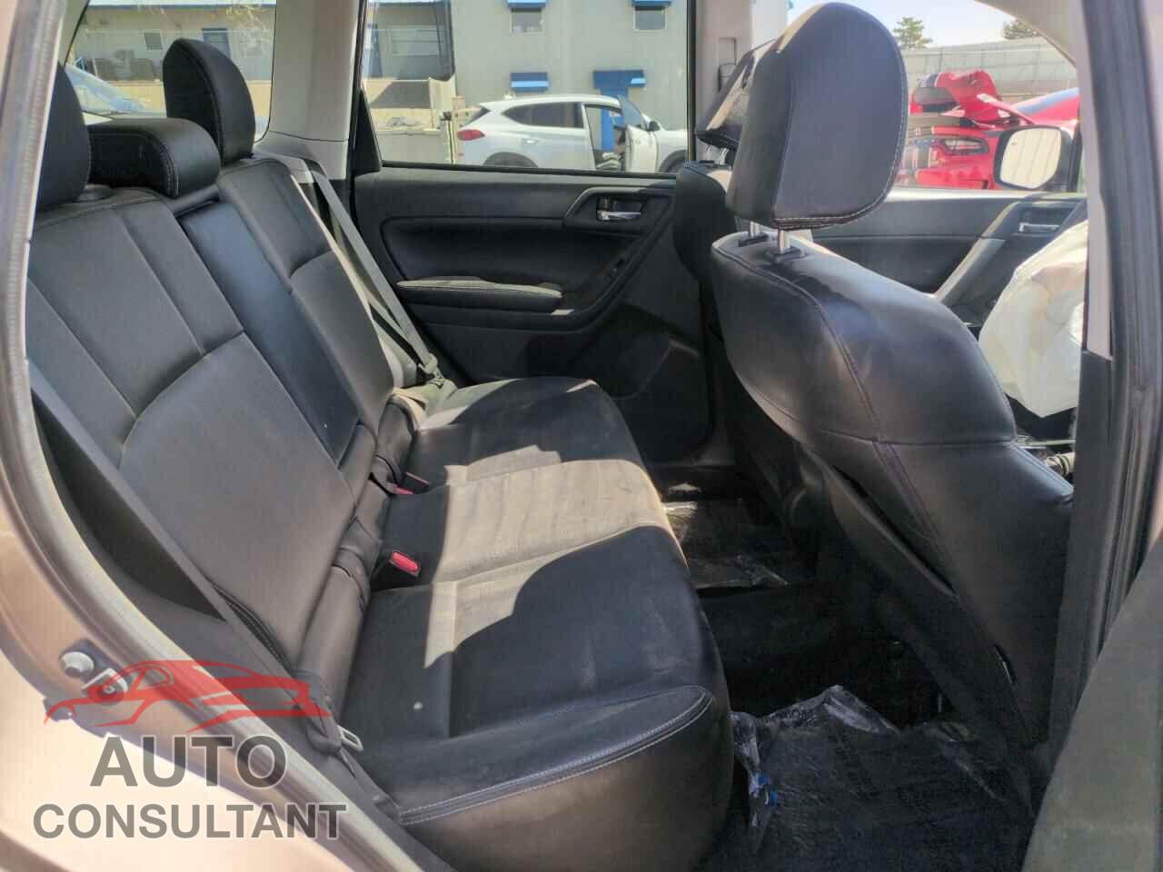 SUBARU FORESTER 2015 - JF2SJAHC0FH582140
