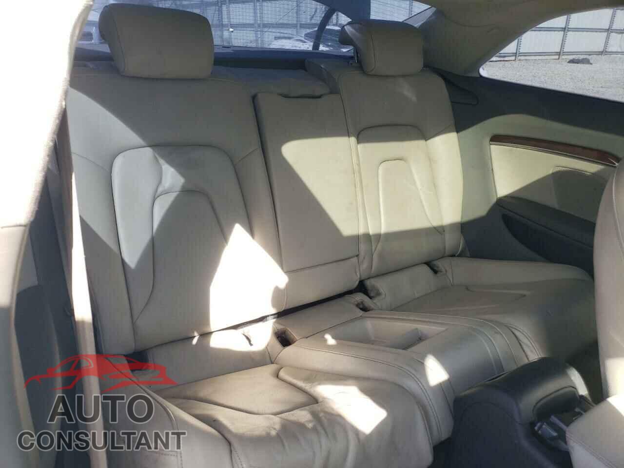 AUDI A5 2012 - WAUCFAFR1CA001449