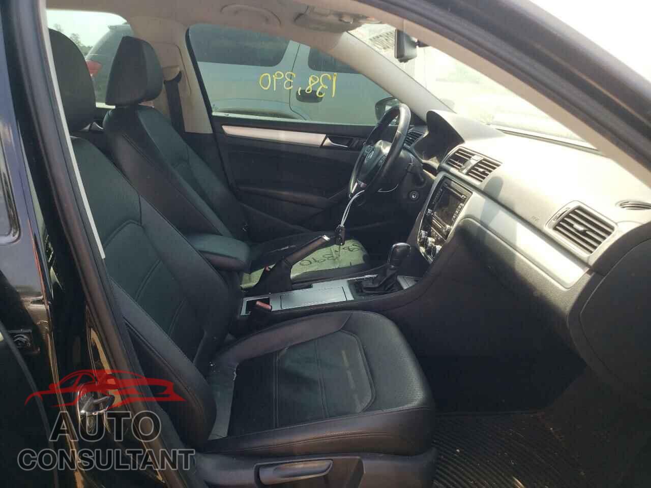 VOLKSWAGEN PASSAT 2016 - 1VWBP7A38CC093842