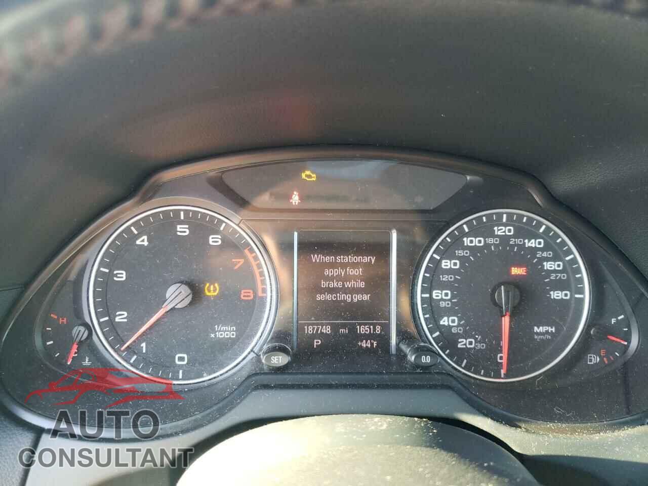 AUDI Q5 2010 - WA1LKAFP3AA089490