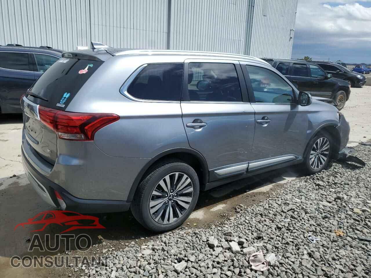 MITSUBISHI OUTLANDER 2020 - JA4AZ3A39LZ019192